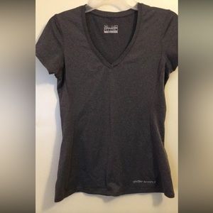 Under Armour Heat Gear Fitted Top 🔥Price Dropped!